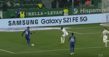 NBA：湖人连胜勇士终结